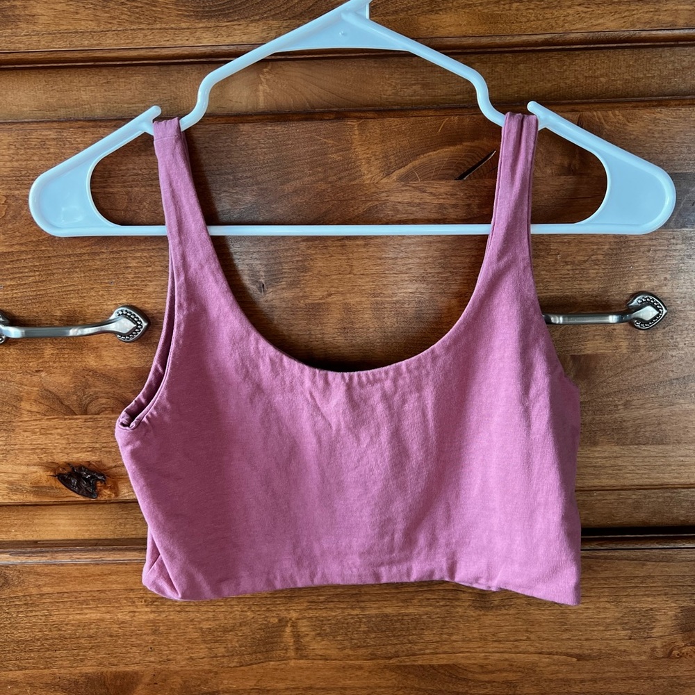 Dusty pink crop